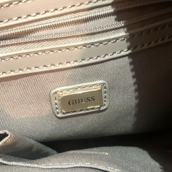 NWT Guess Crossbody Bag Grey - Picture 14 of 16